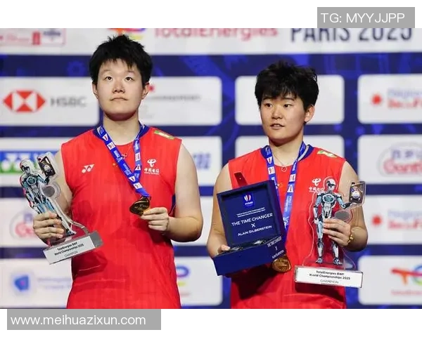 上海羽毛球队的崛起与实力探讨聚焦羽毛球运动的未来发展与挑战